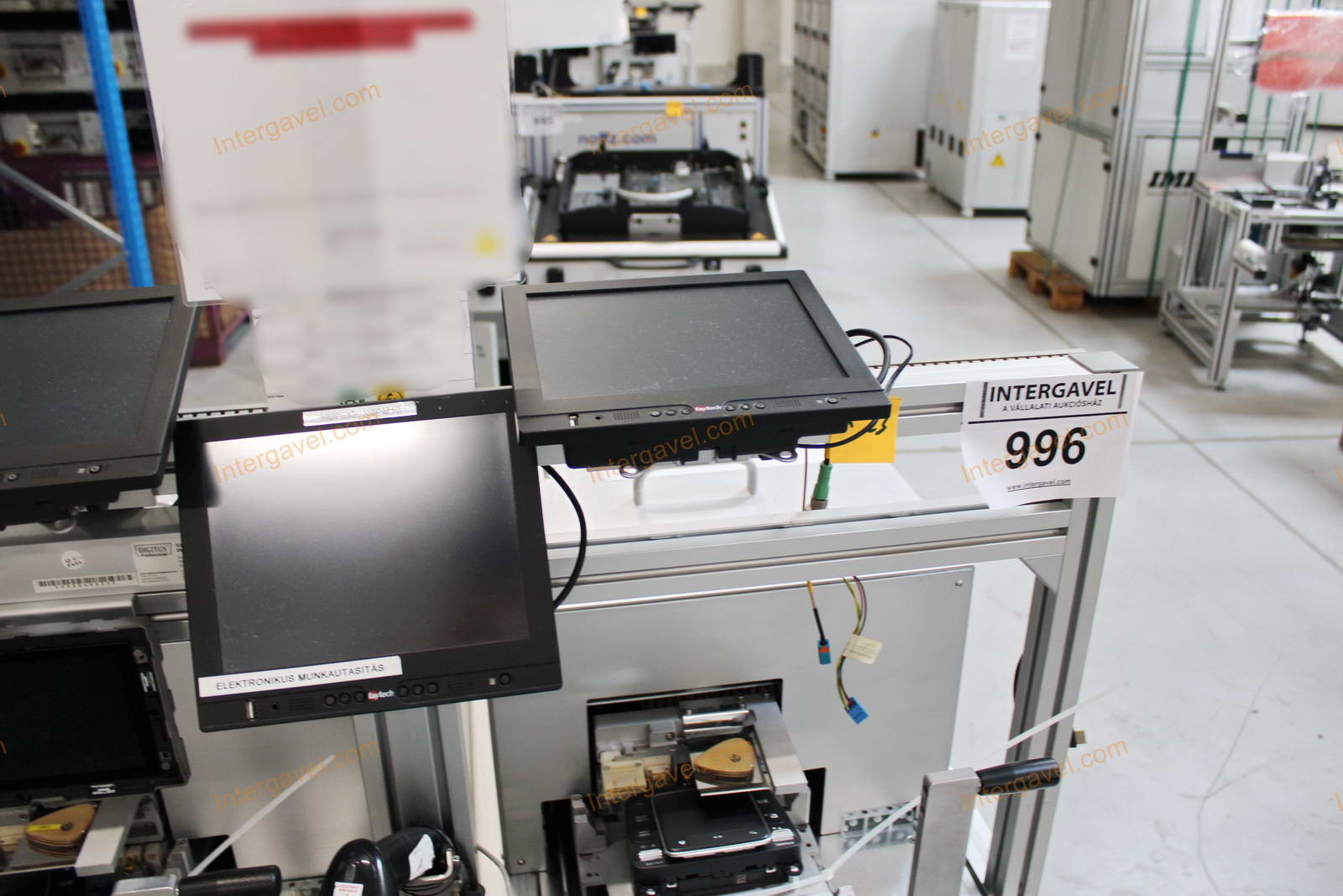 Bontott teszt munkahely 7