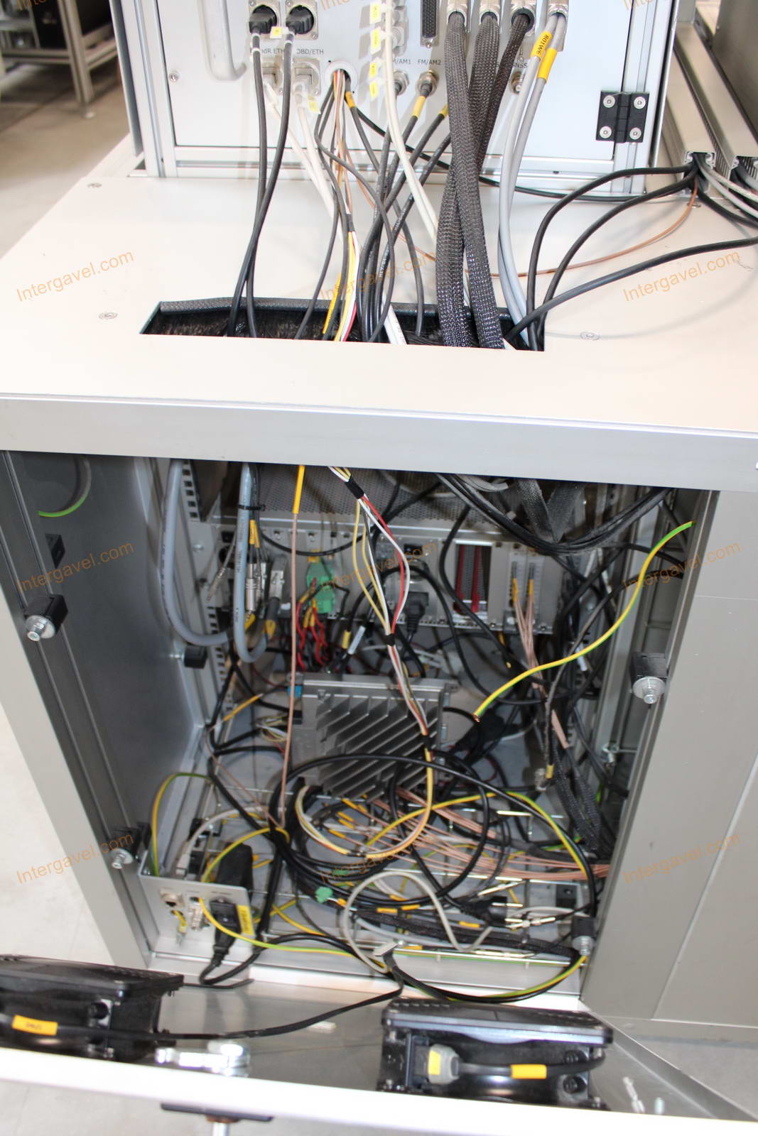 Bontott teszt munkahely 13