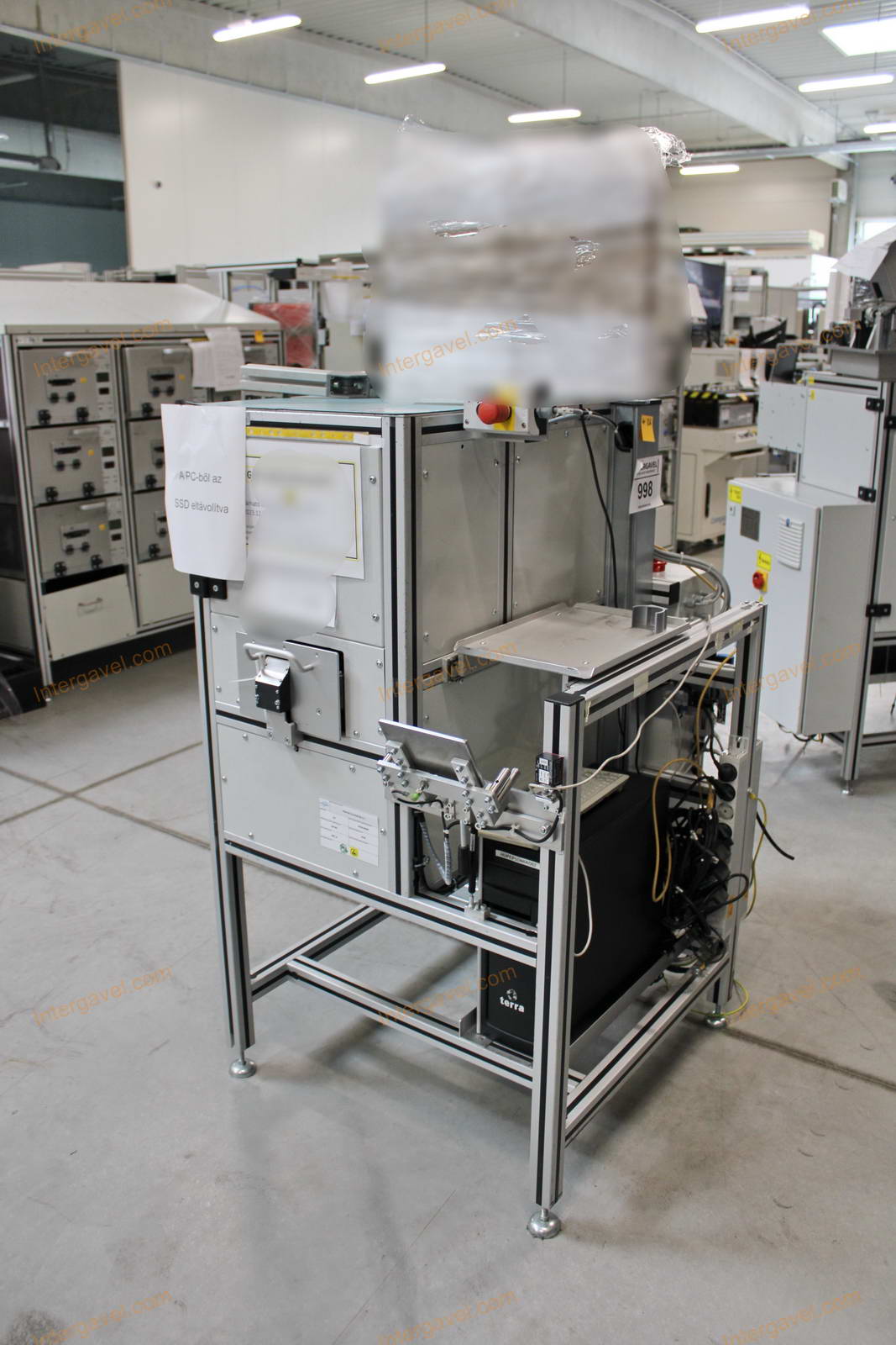 Bontott teszt munkahely 1