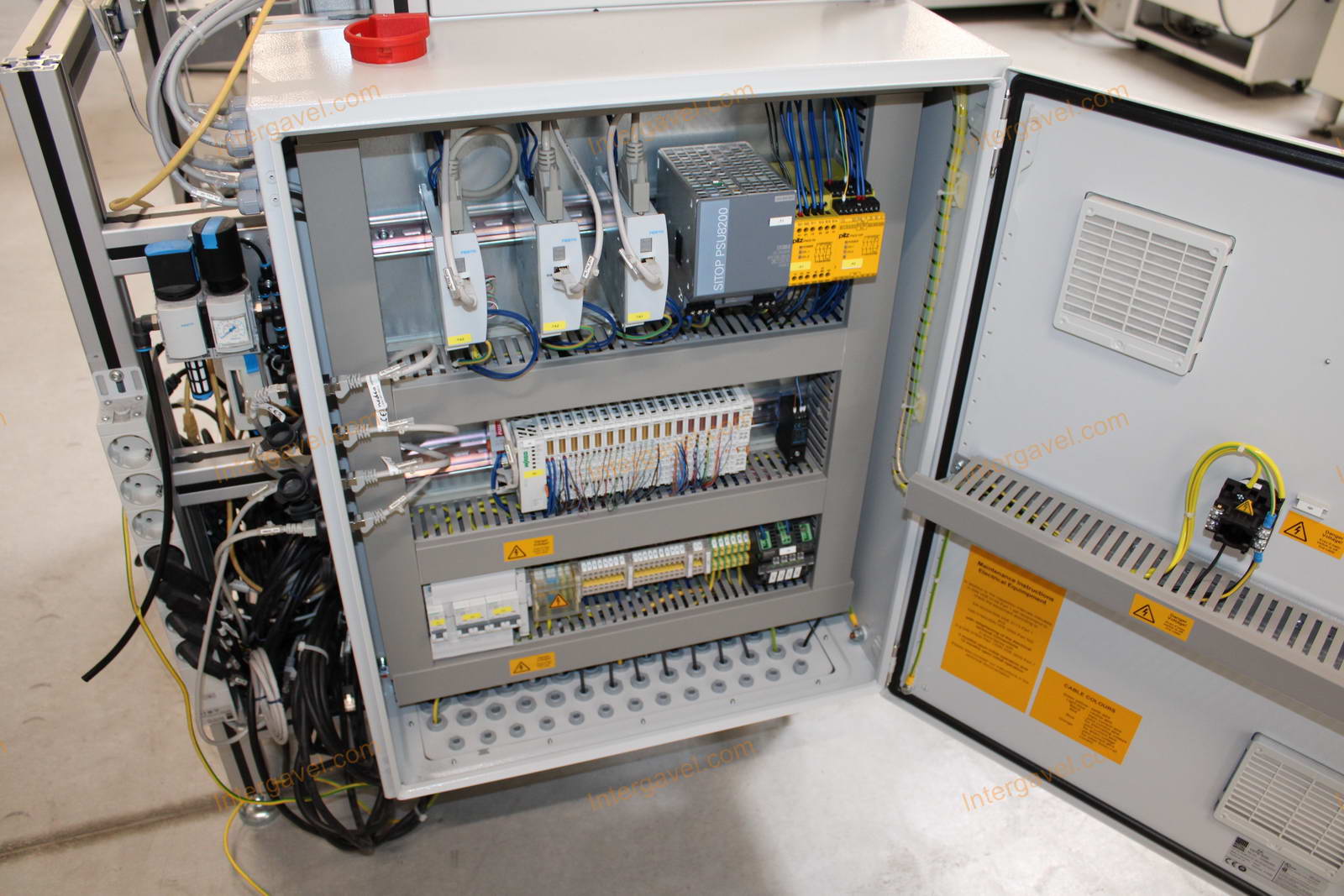 Bontott teszt munkahely 6