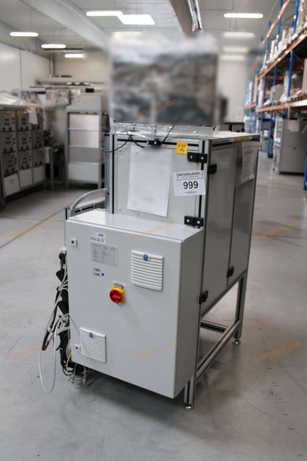 Bontott teszt munkahely 1