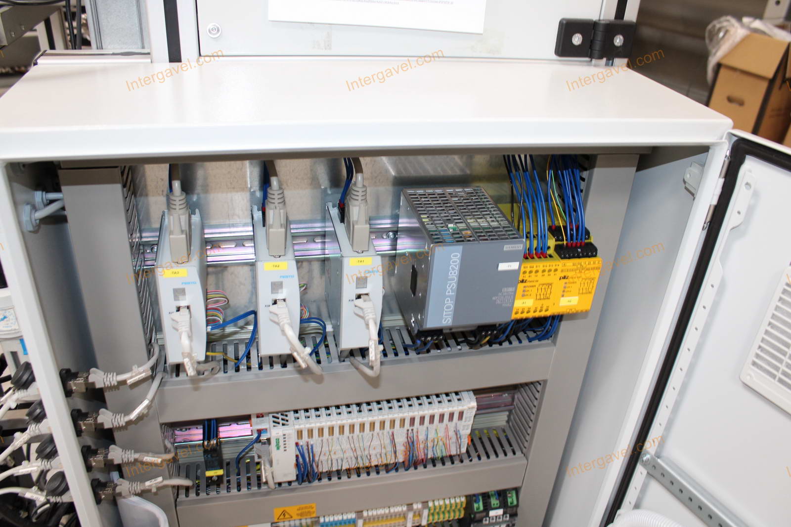 Bontott teszt munkahely 6