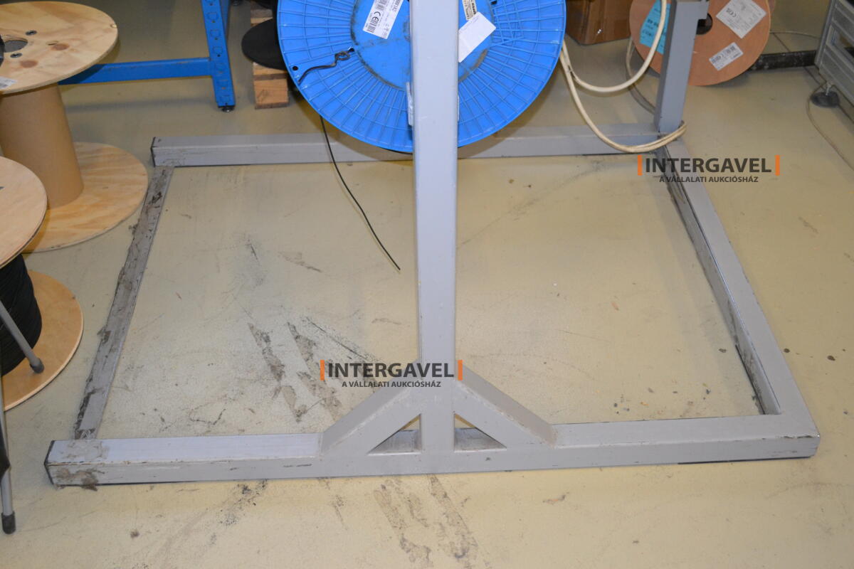 Kábel tekercselő állvány 6