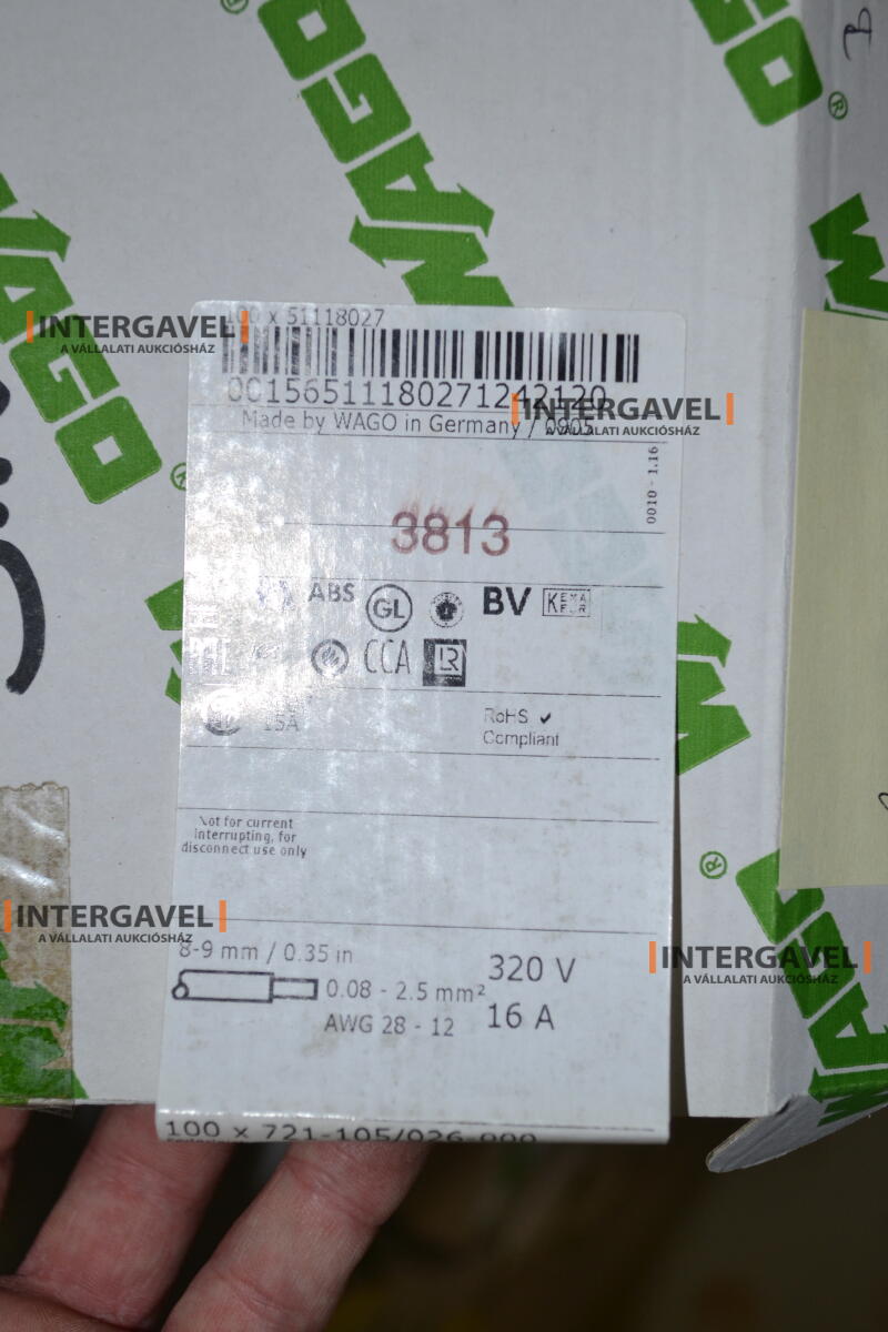 Vegyes csatlakozók, csatlakozótokok, elektronikai alkatrészek 33