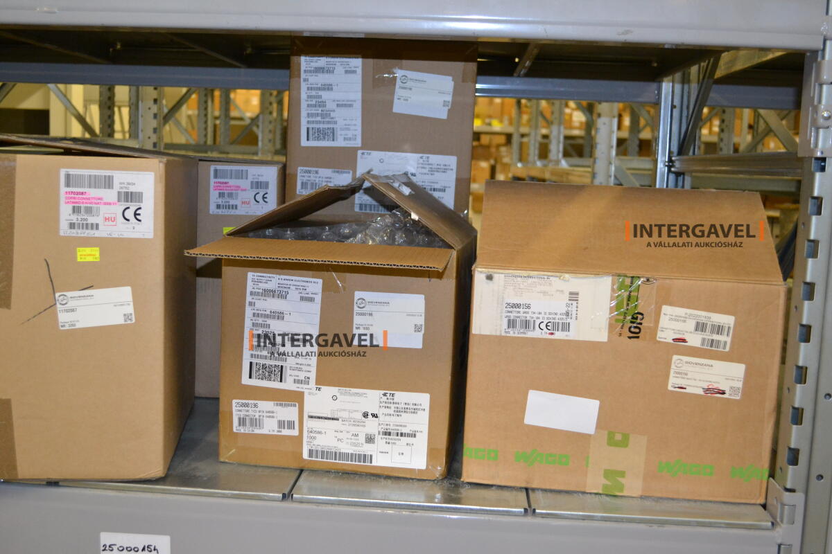 Vegyes csatlakozók, csatlakozótokok, elektronikai alkatrészek 53