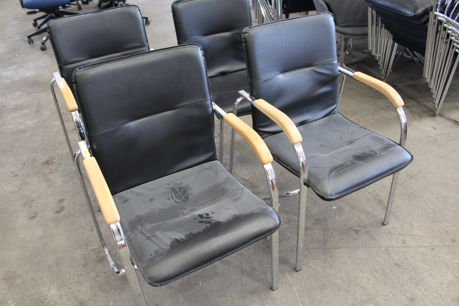 Tárgyalószék (fekete) 2