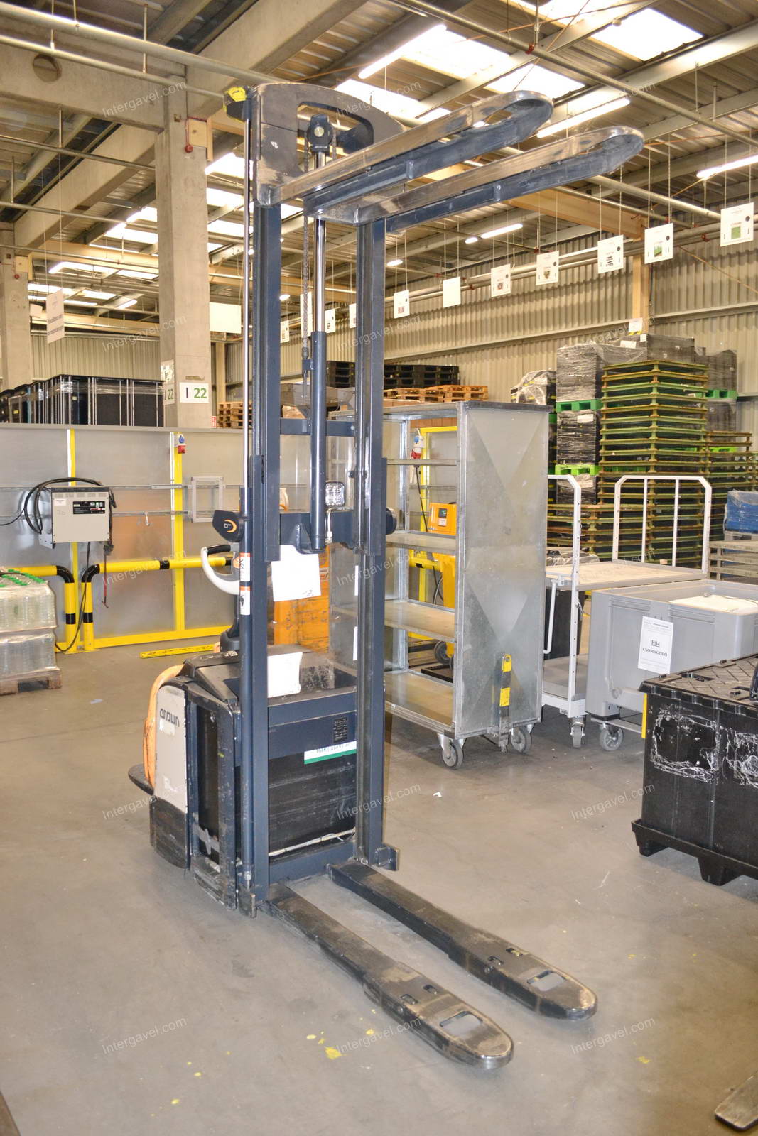 Targonca - Crown, DT 3040 3