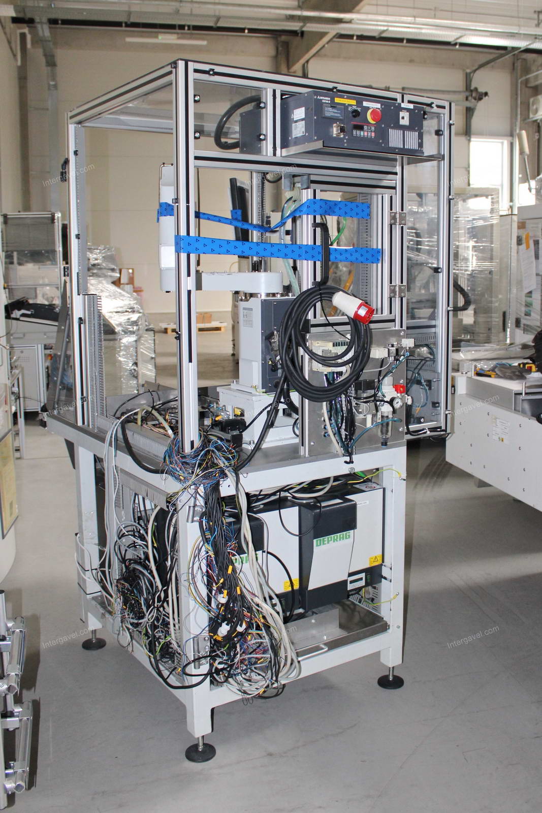 Bontott szerelő munkahely Melfa RH-6FH-D robottal 2