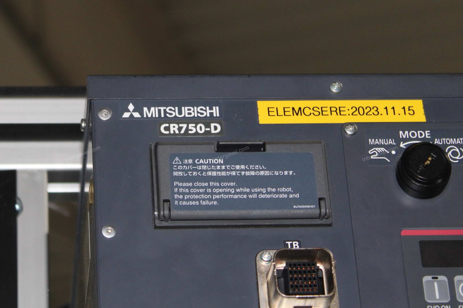 Bontott szerelő munkahely Melfa RH-6FH-D robottal 8