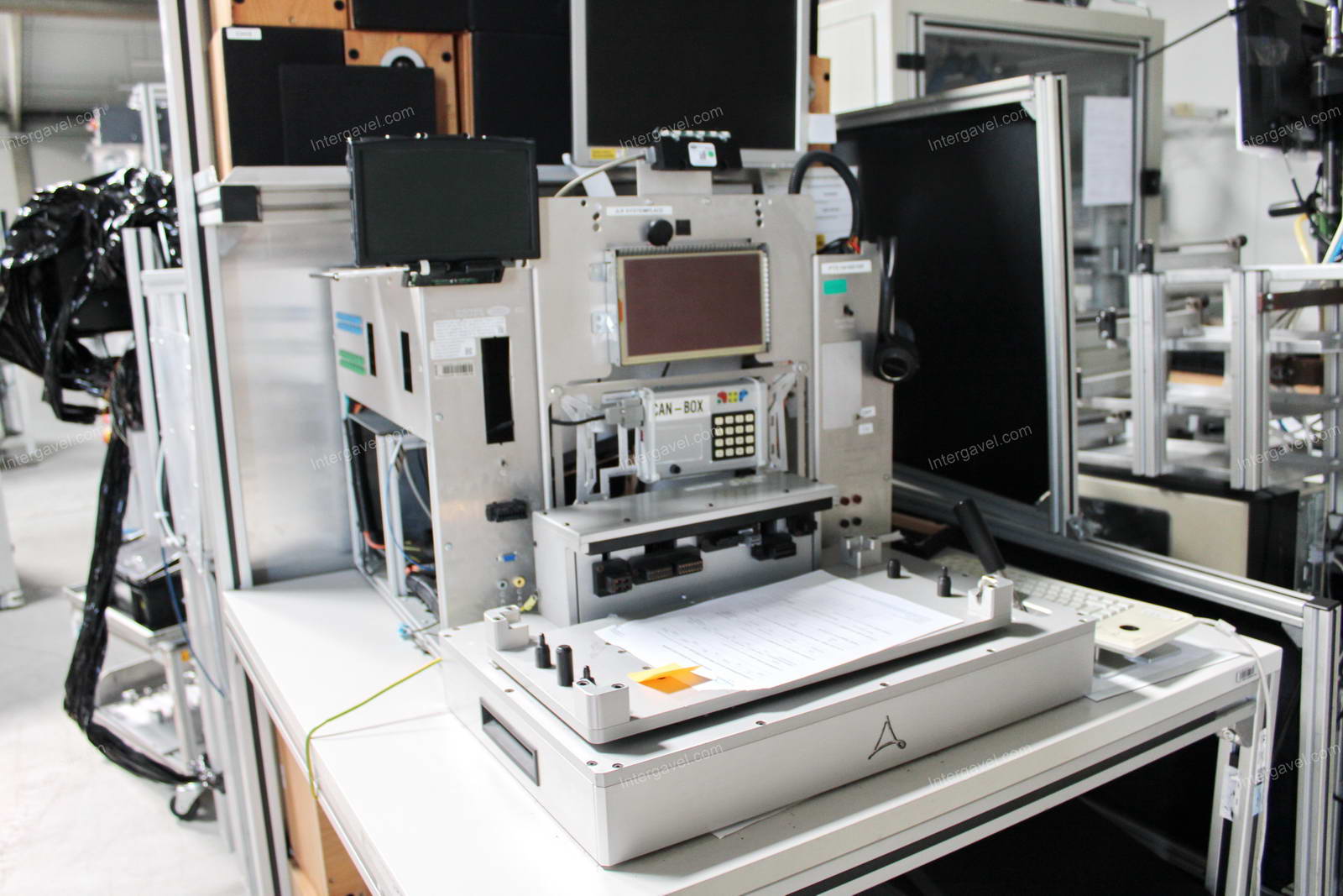 Szerelő munkahely 5