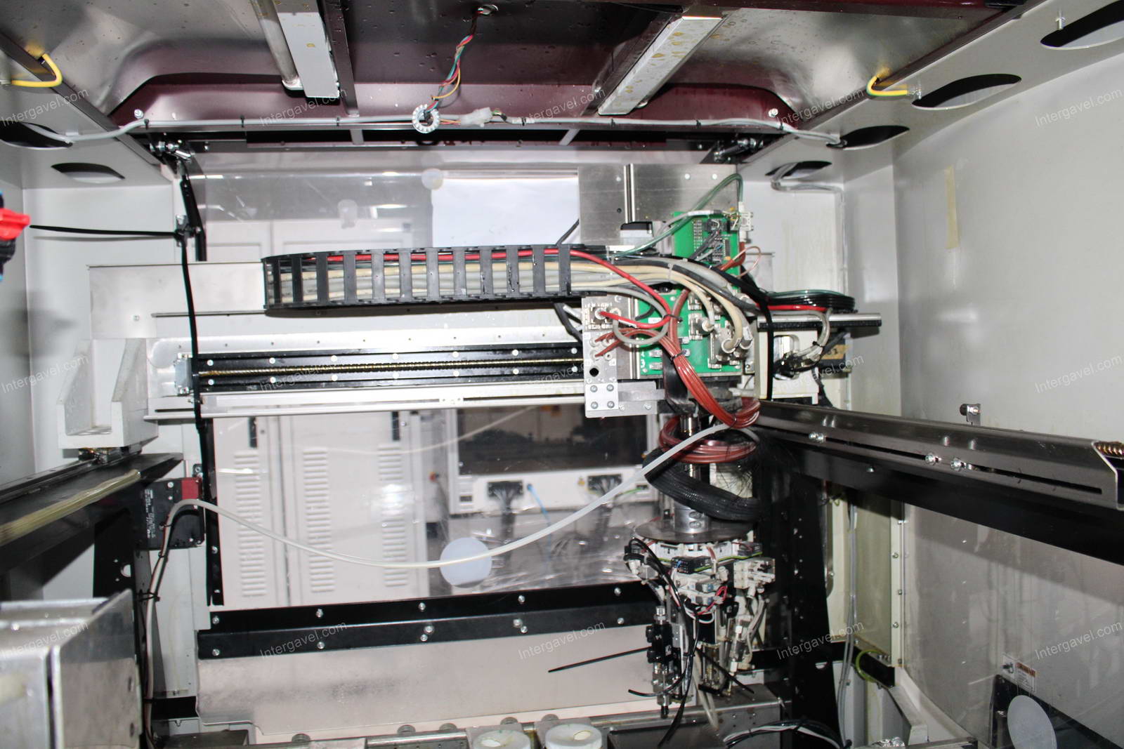 Lakkozó berendezés 11