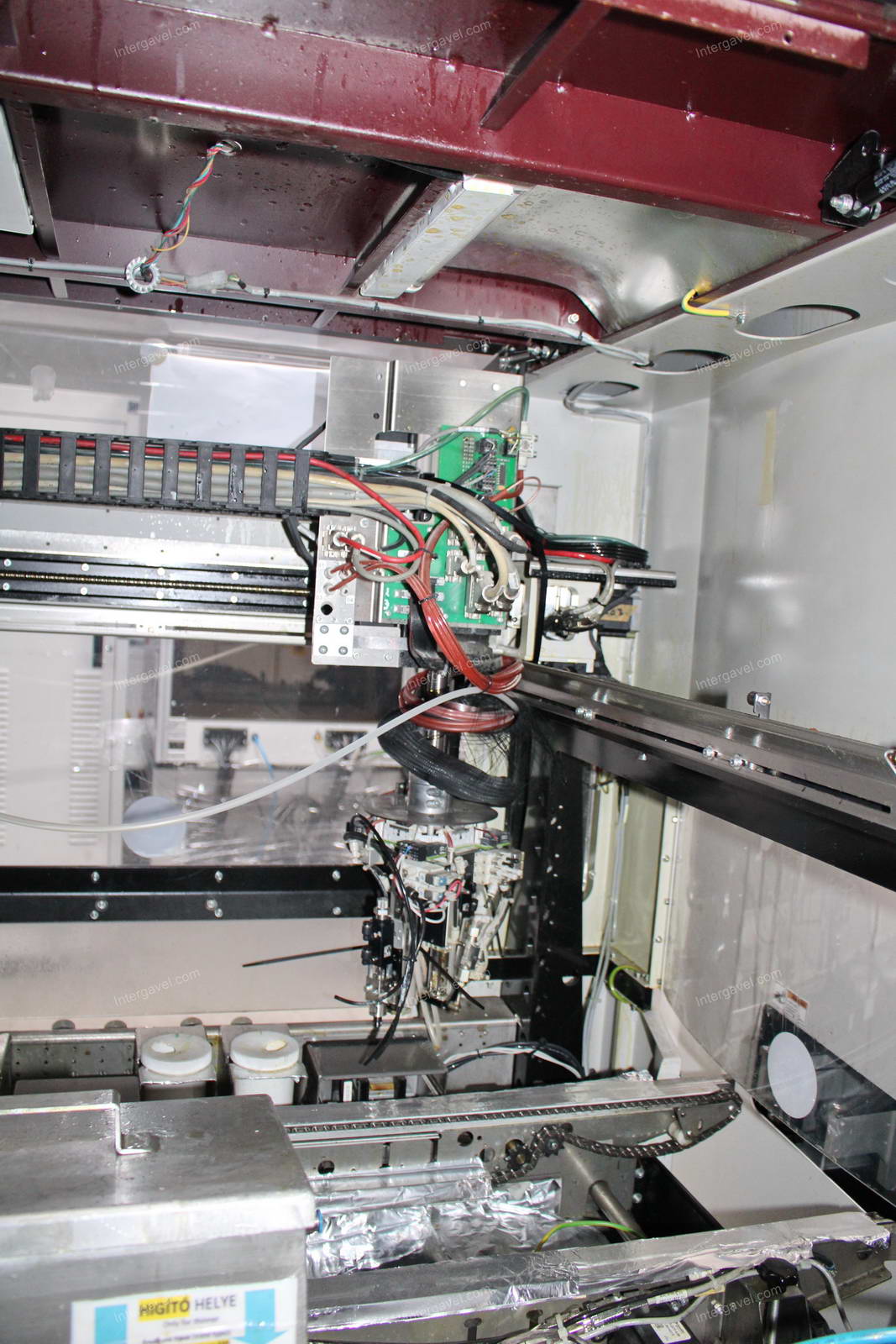 Lakkozó berendezés 12