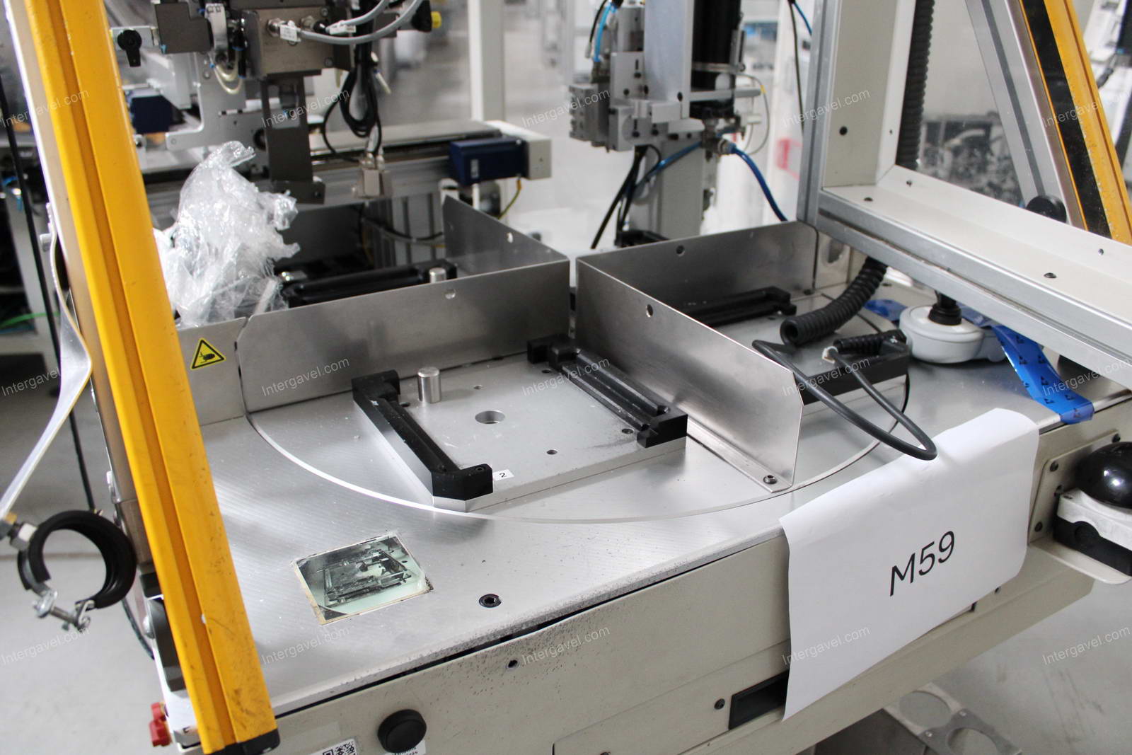 Bontott szerelő munkahely  10