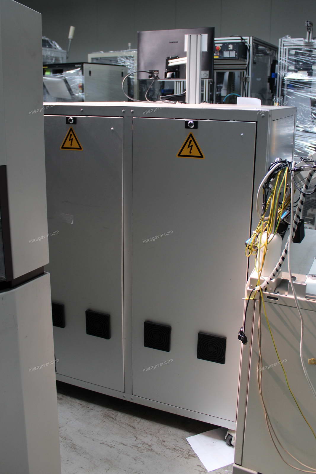 Bontott teszt szekrény 12