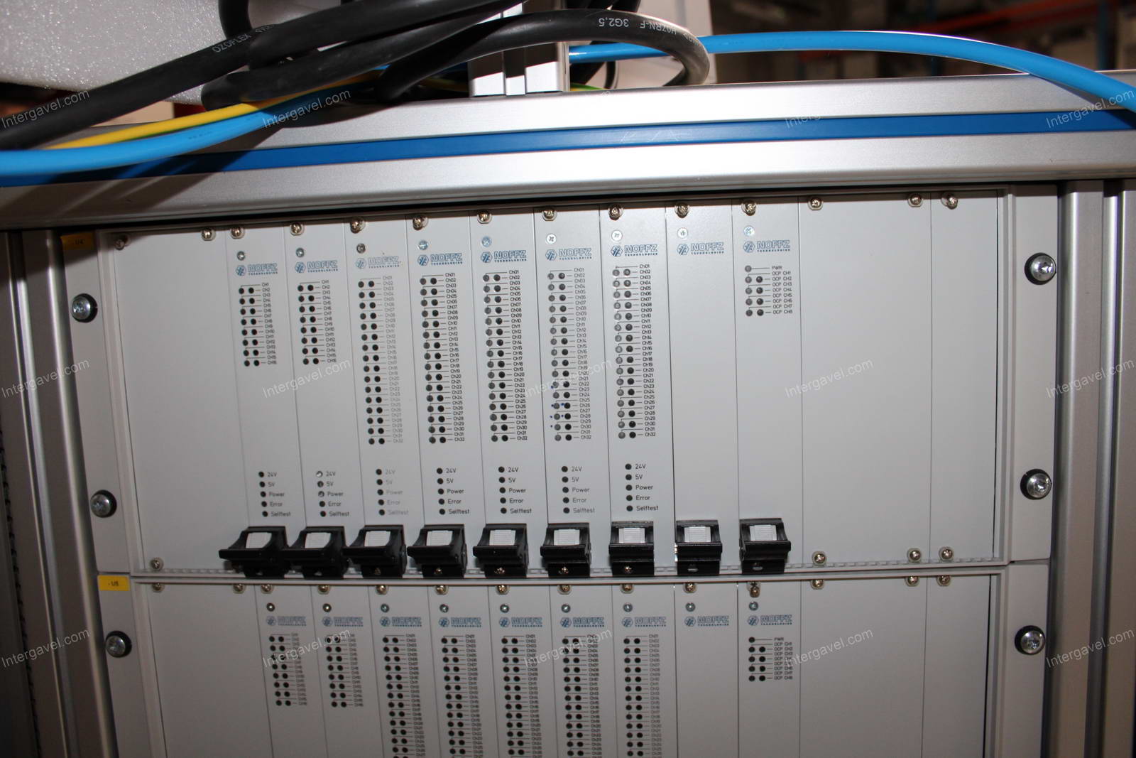 Bontott teszt szekrény 12