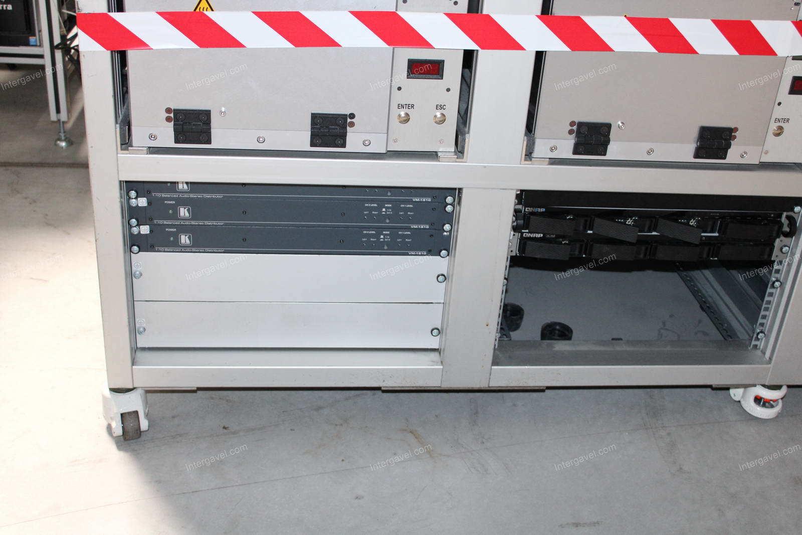 Bontott teszt szekrény 3