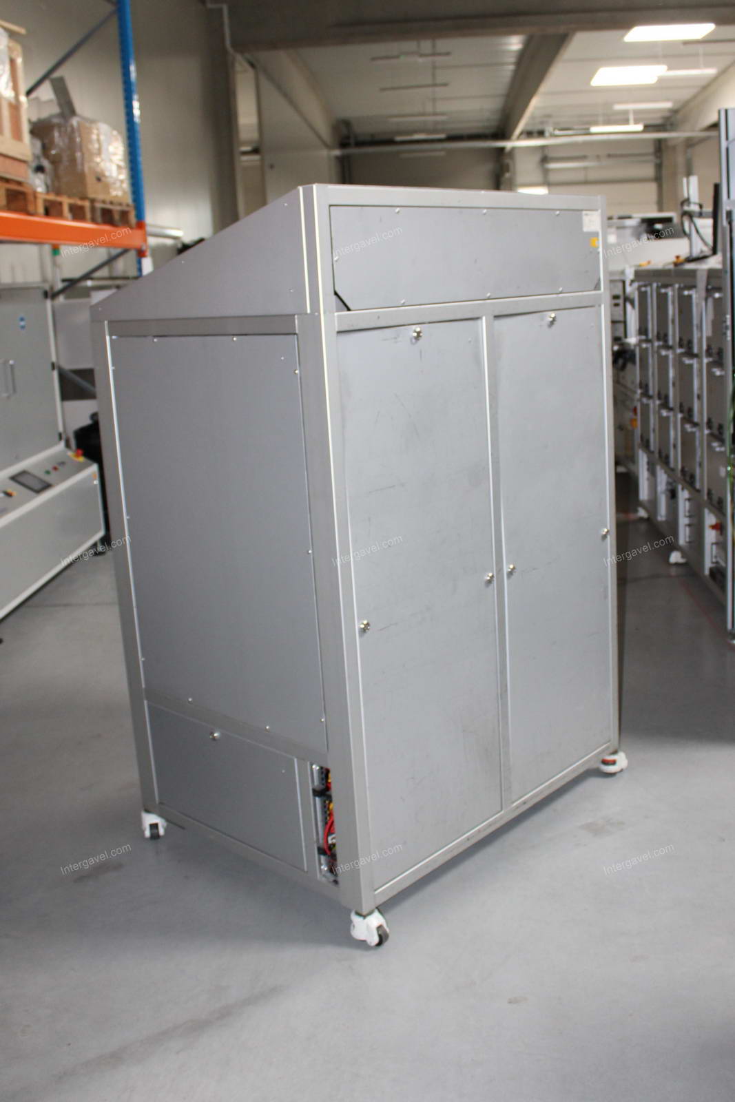 Bontott teszt szekrény 8