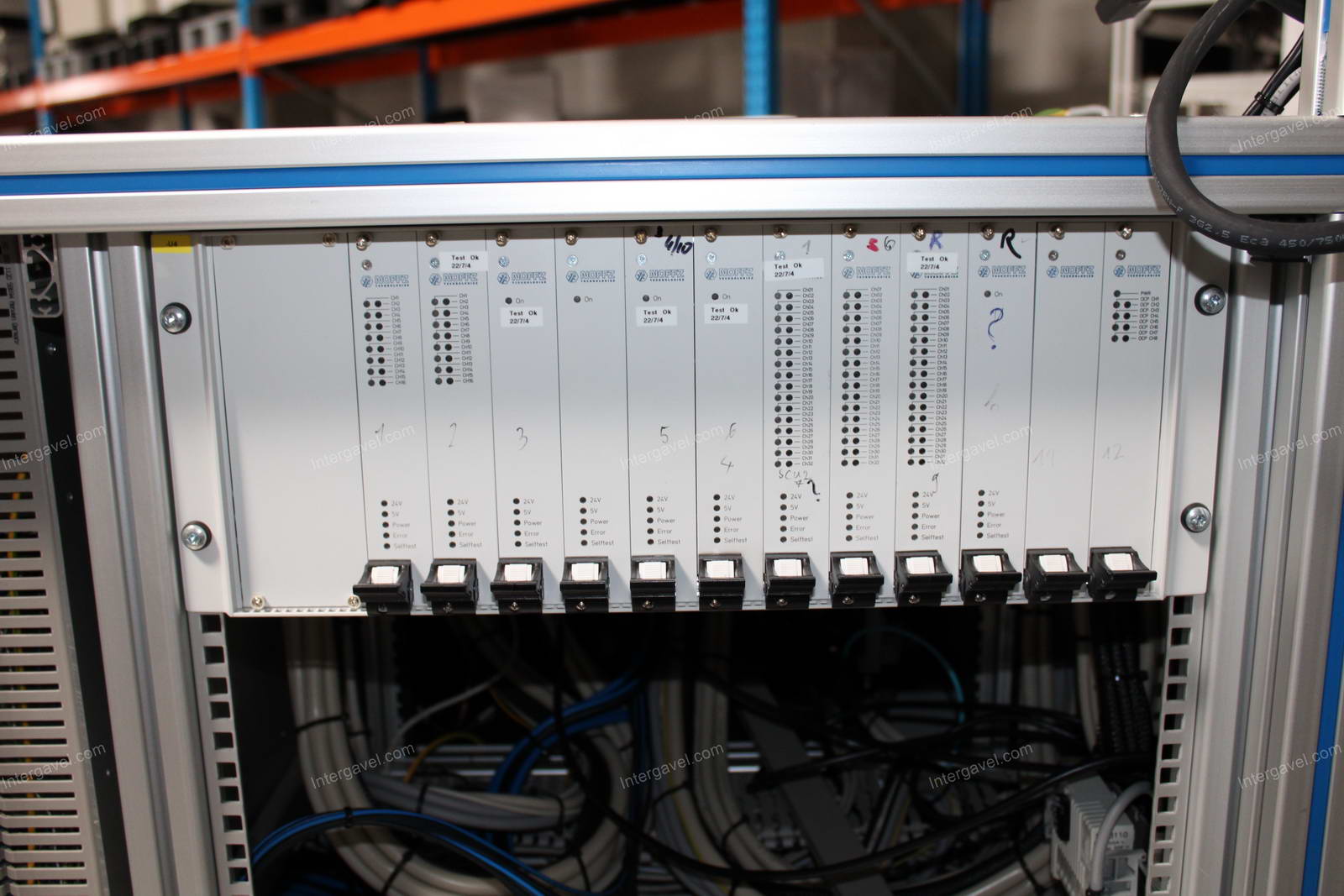 Bontott teszt szekrény 13