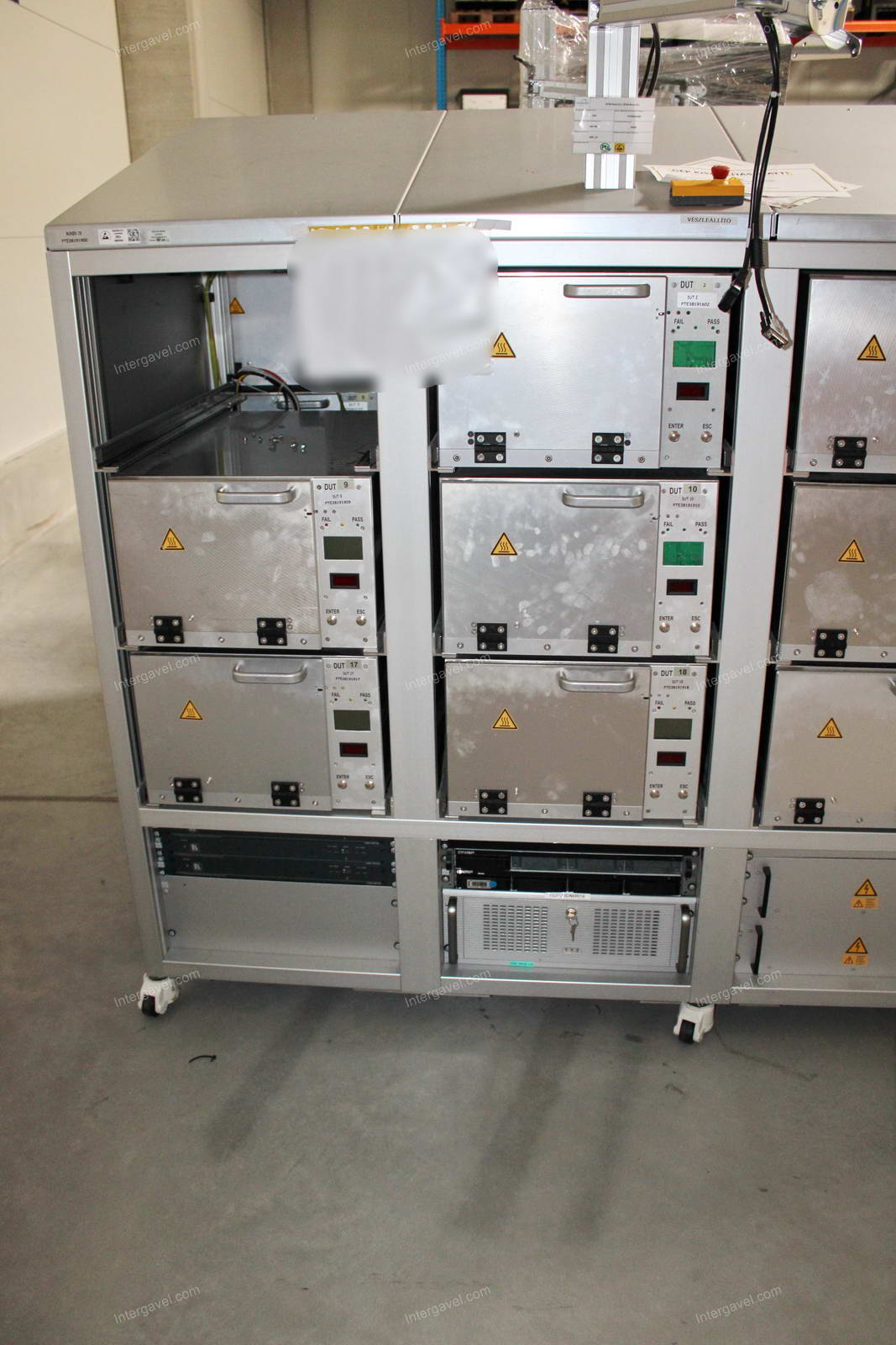 Bontott teszt szekrény 4