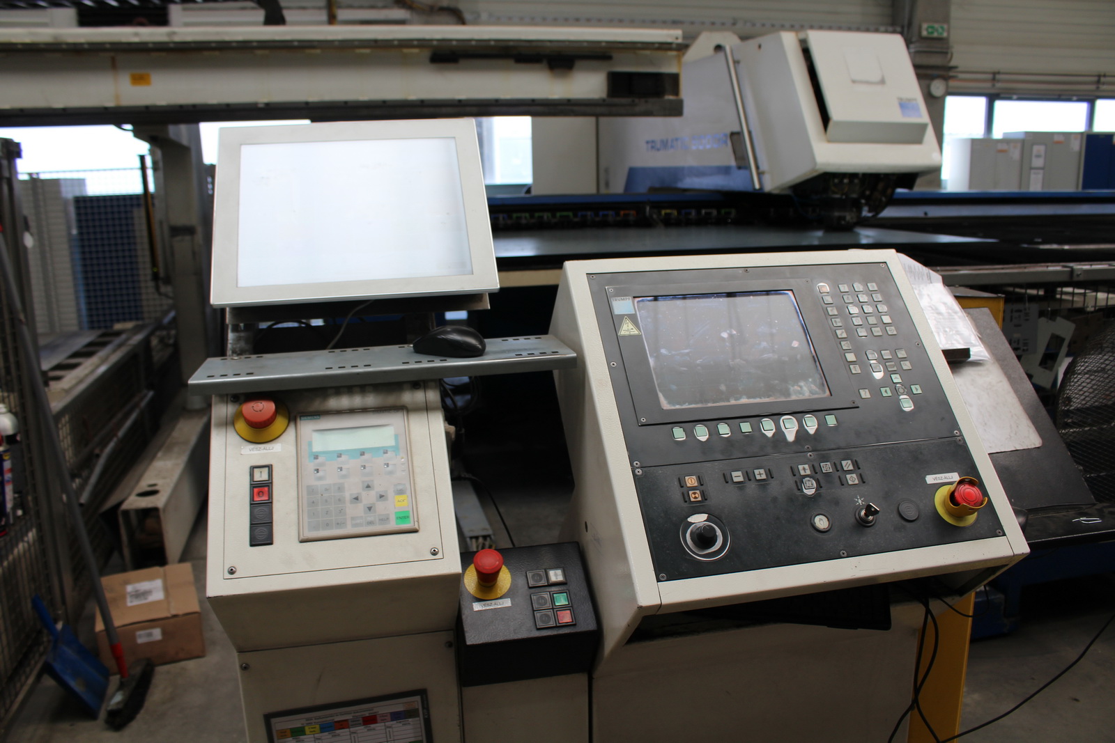 Stanc-nibbelő gép (Trumpf Trumatic 5000R) 9