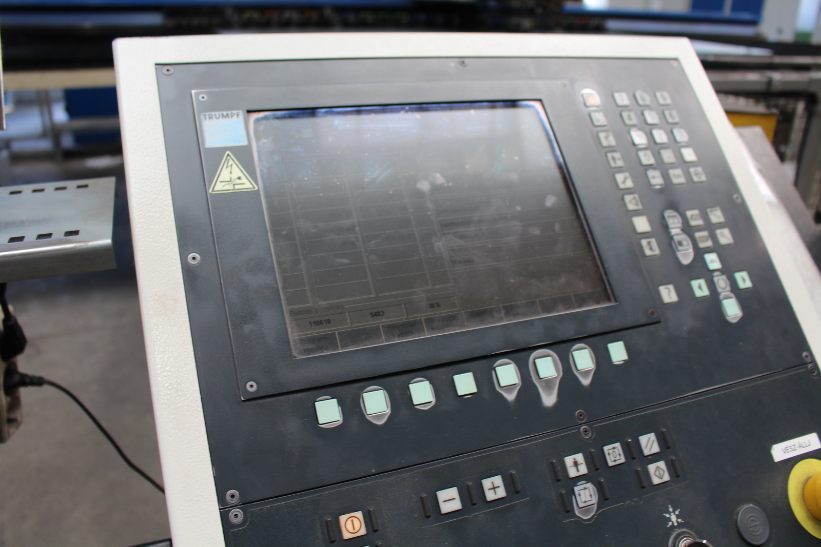 Stanc-nibbelő gép (Trumpf Trumatic 5000R) 16