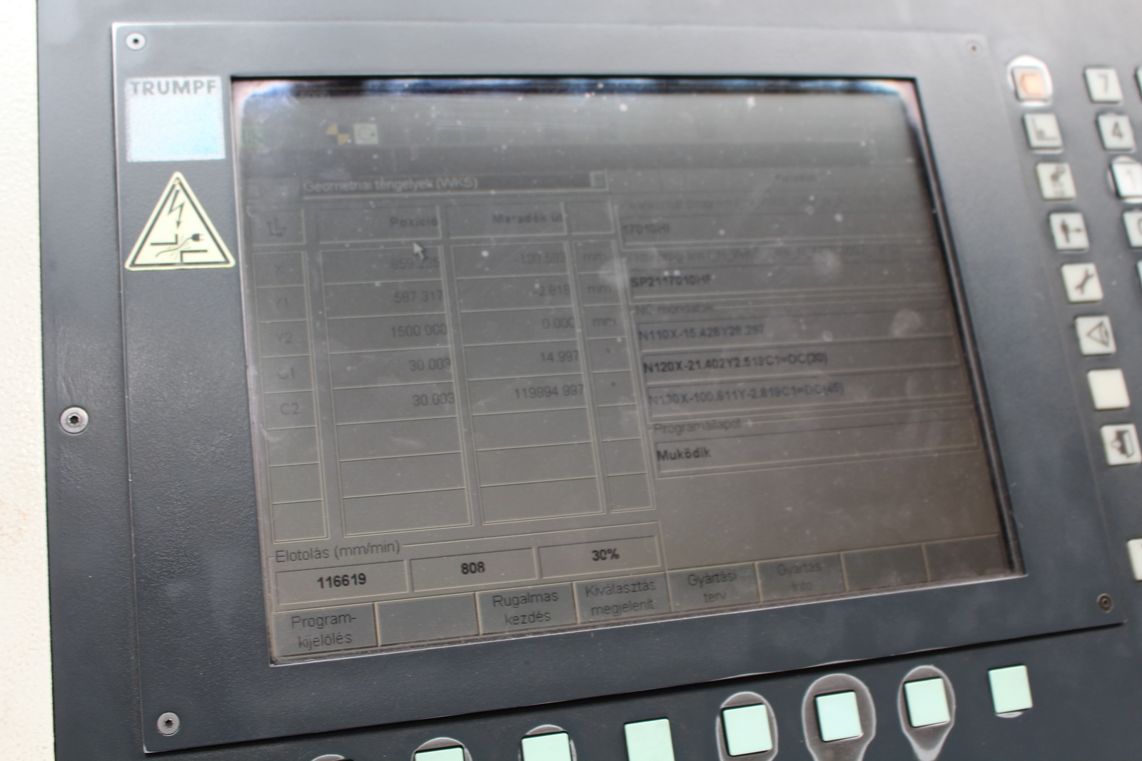 Stanc-nibbelő gép (Trumpf Trumatic 5000R) 17