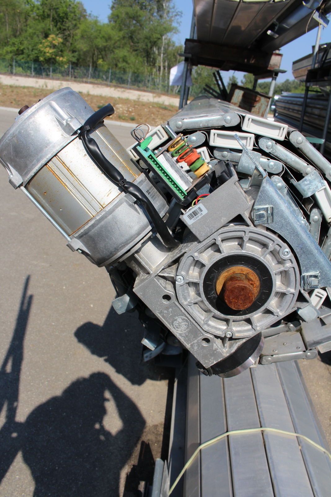 Ipari kapu (bontott) 4