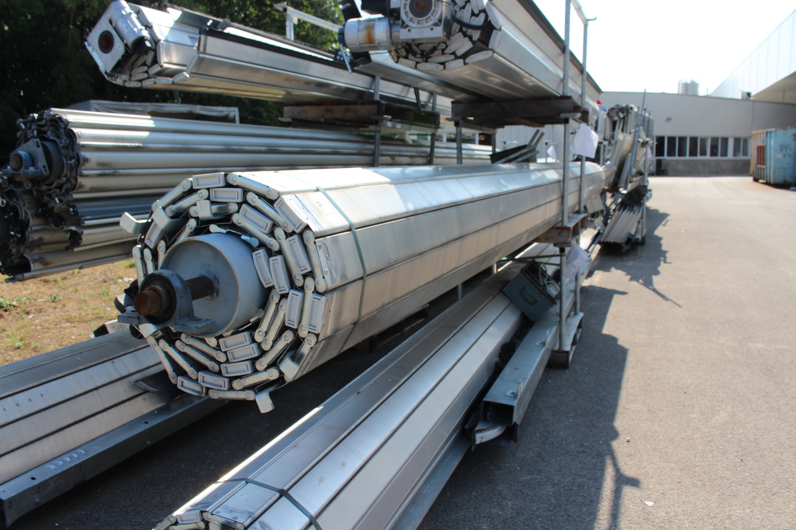 Ipari kapu (bontott) 5