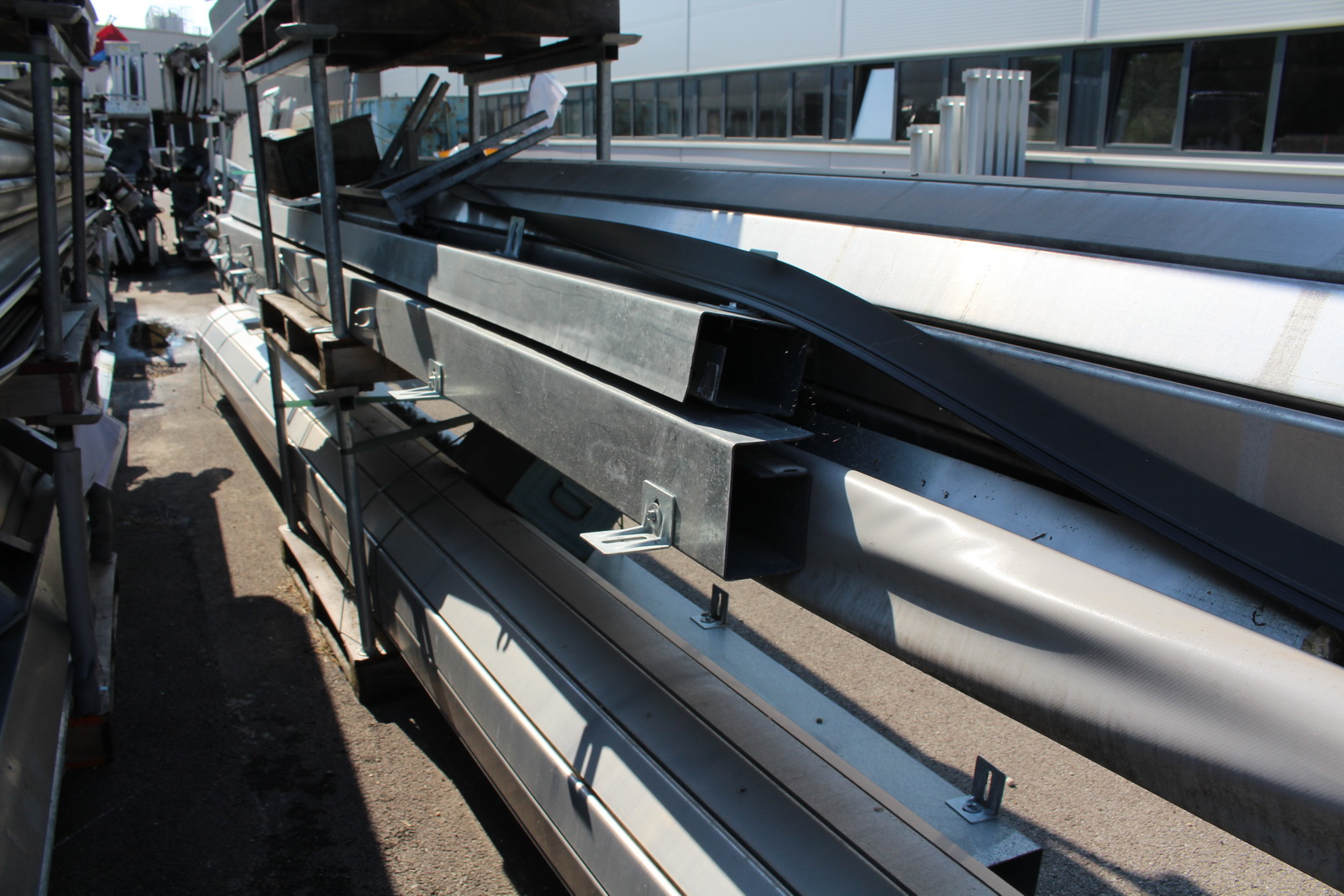 Ipari kapu (bontott) 6