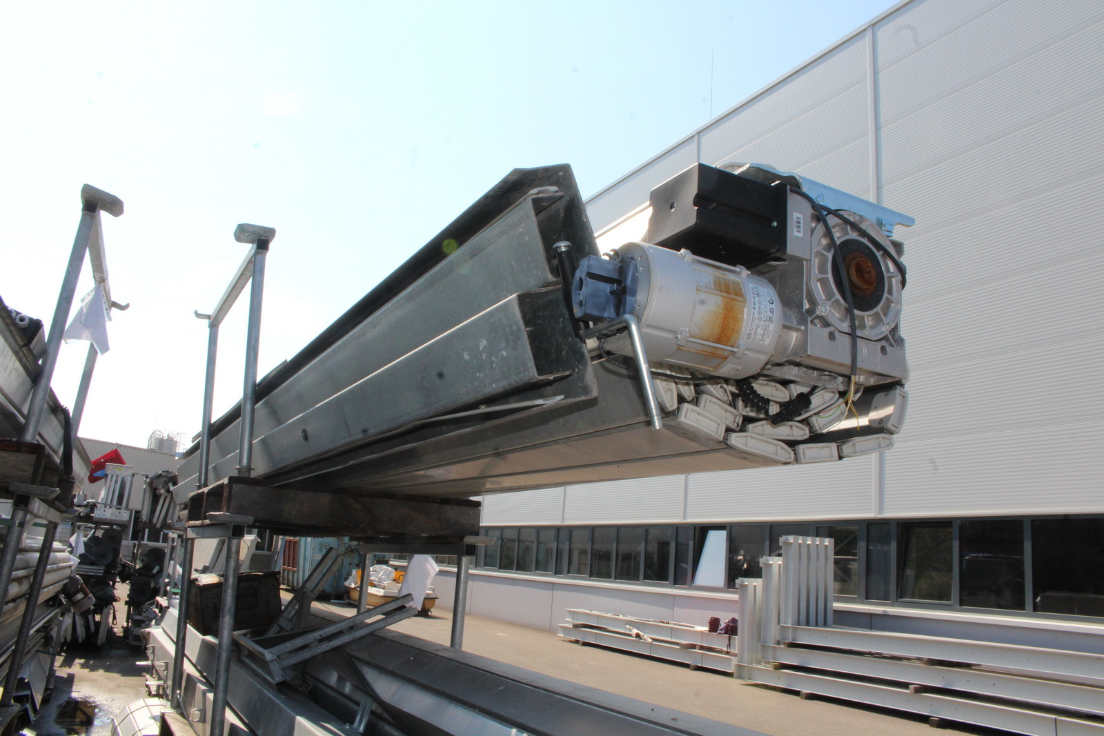 Ipari kapu (bontott) 4