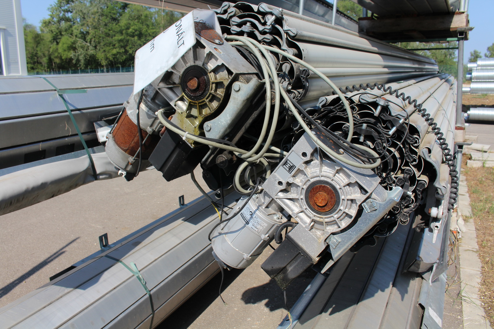 Ipari kapu (bontott) 5