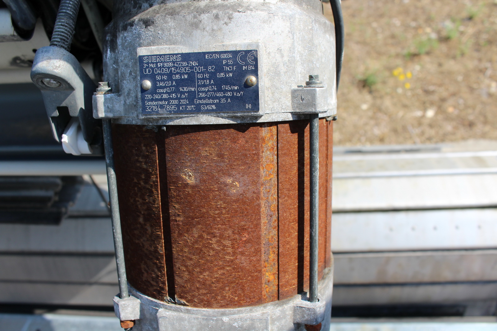 Ipari kapu (bontott) 7