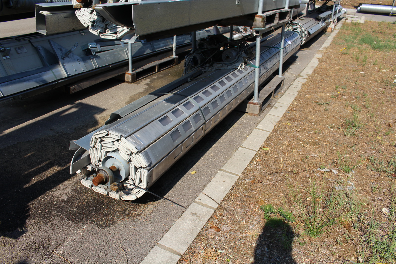 Ipari kapu (bontott) 3