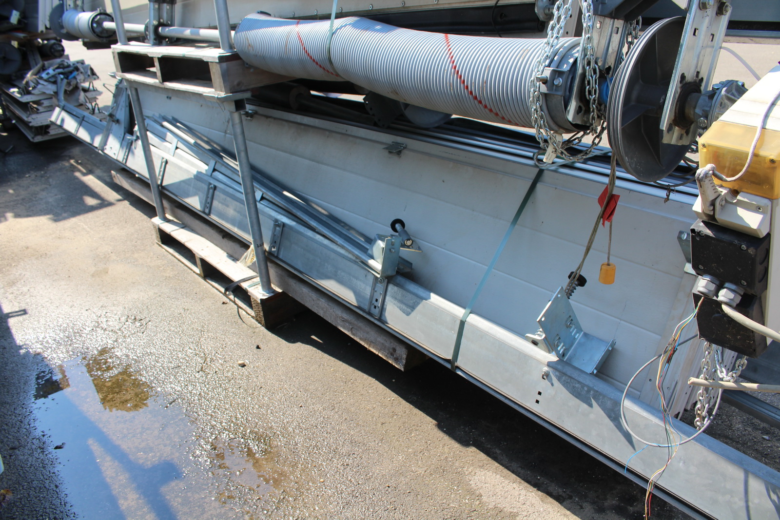 Ipari kapu (bontott) 10