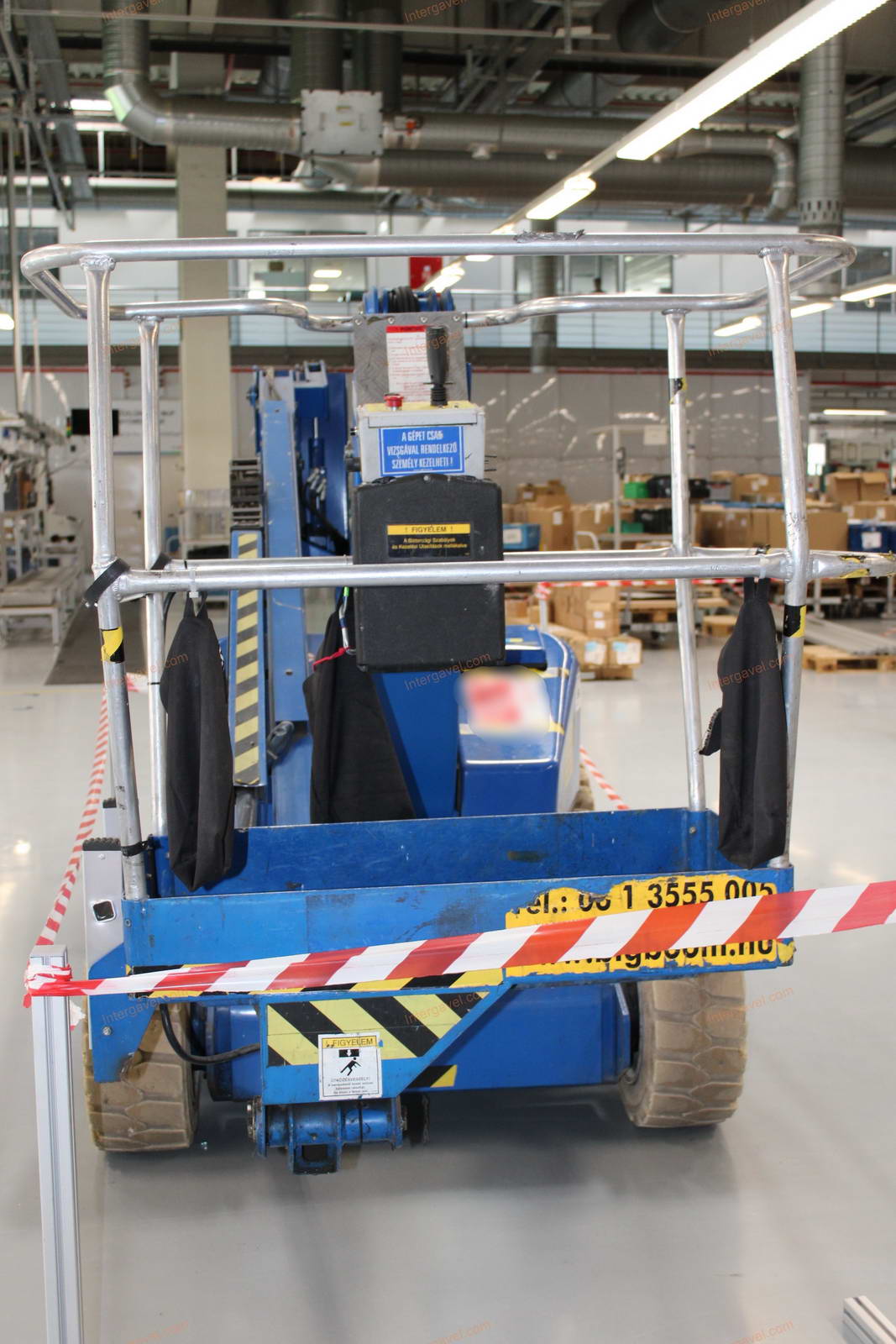 Kosaras emelő - UpRight, AB 38 5