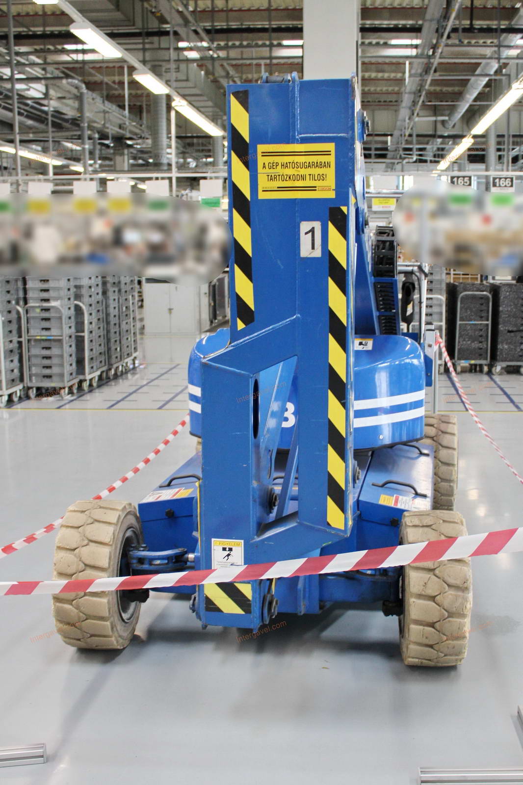 Kosaras emelő - UpRight, AB 38 10