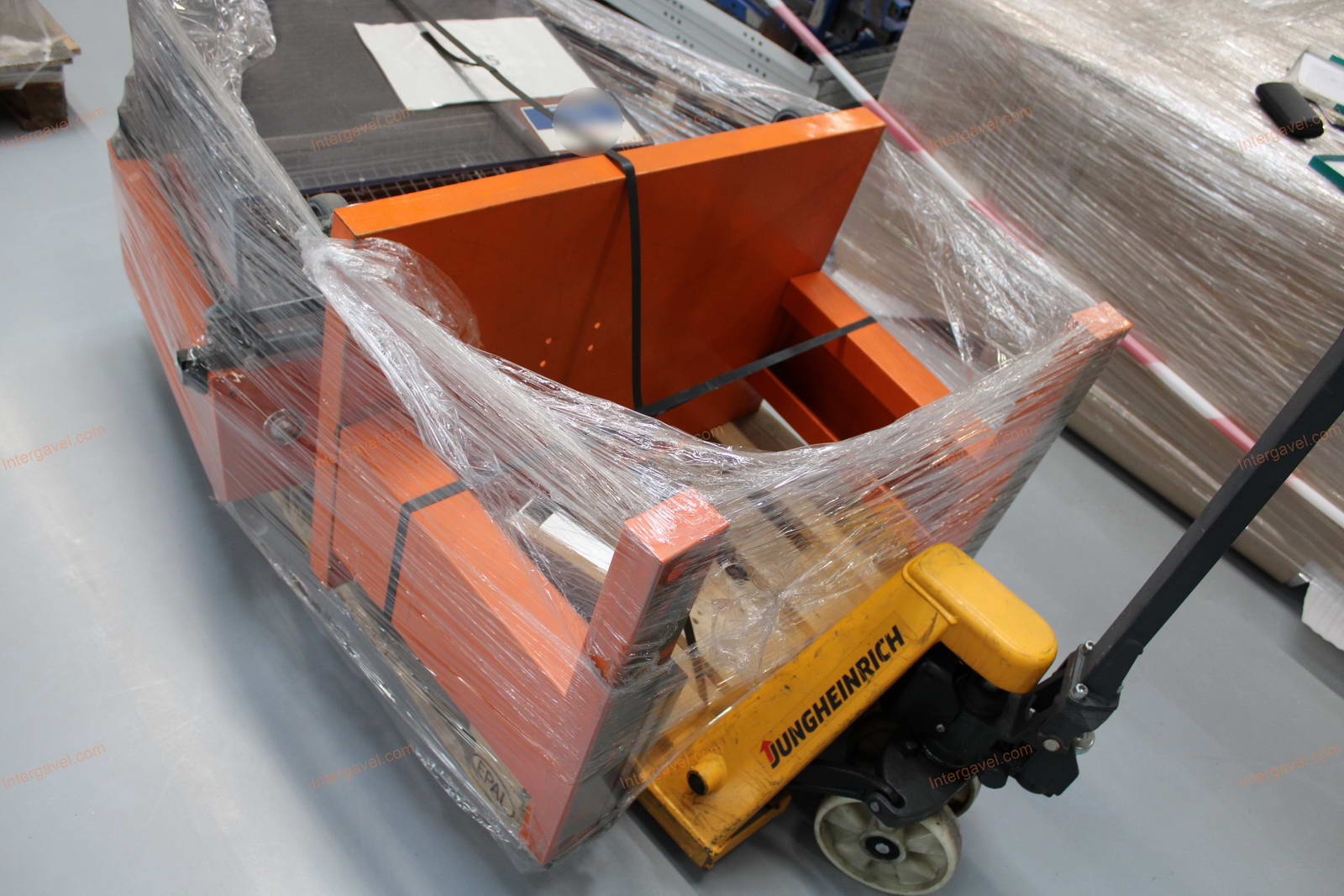 Zsugorfóliázó gép 6