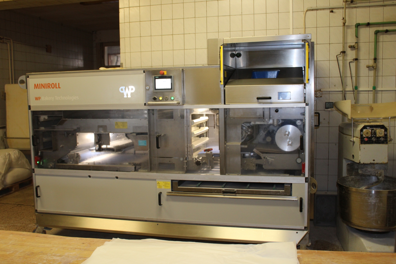 WP MiniRoll bread line 2