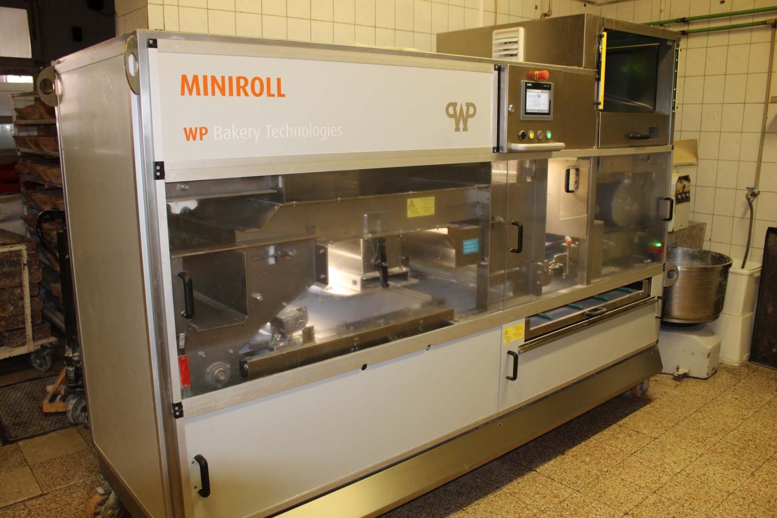 WP MiniRoll bread line 3