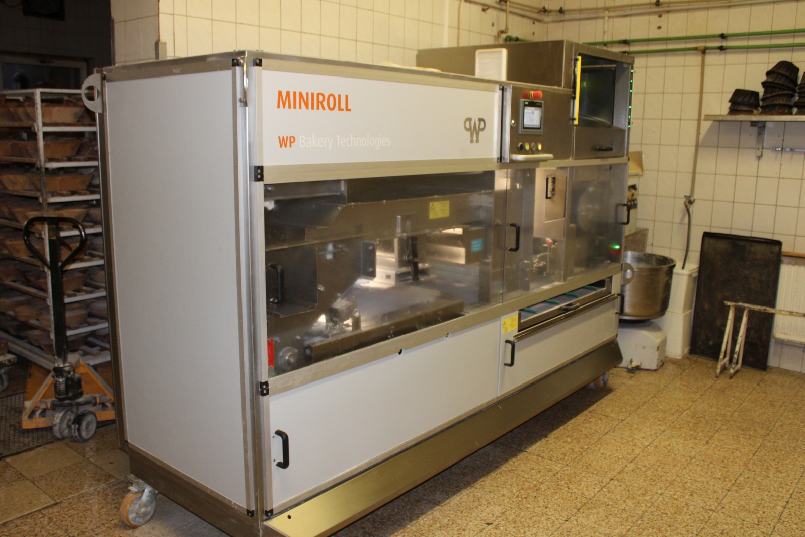 WP MiniRoll bread line 12