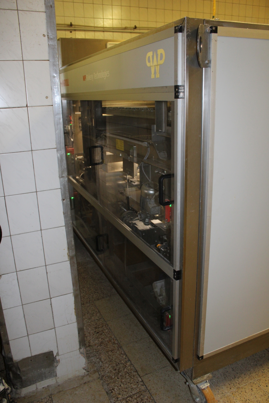 WP MiniRoll bread line 13