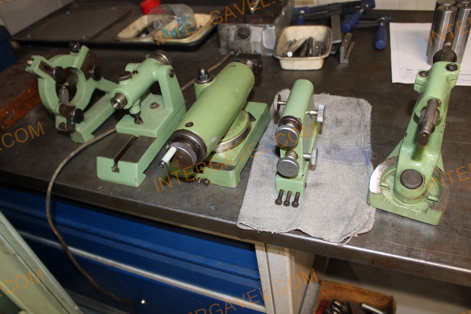 Palástköszörű 17