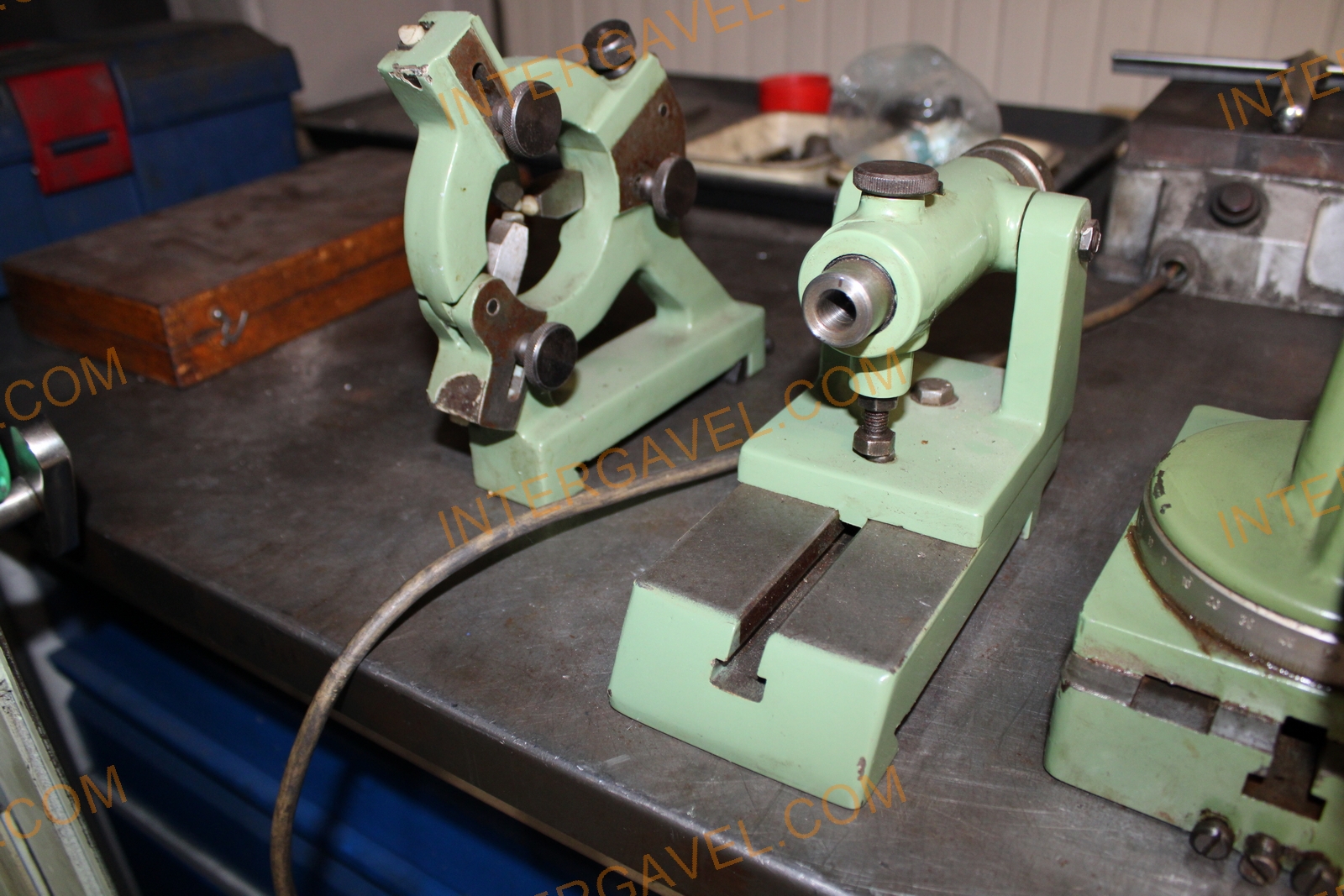 Palástköszörű 22