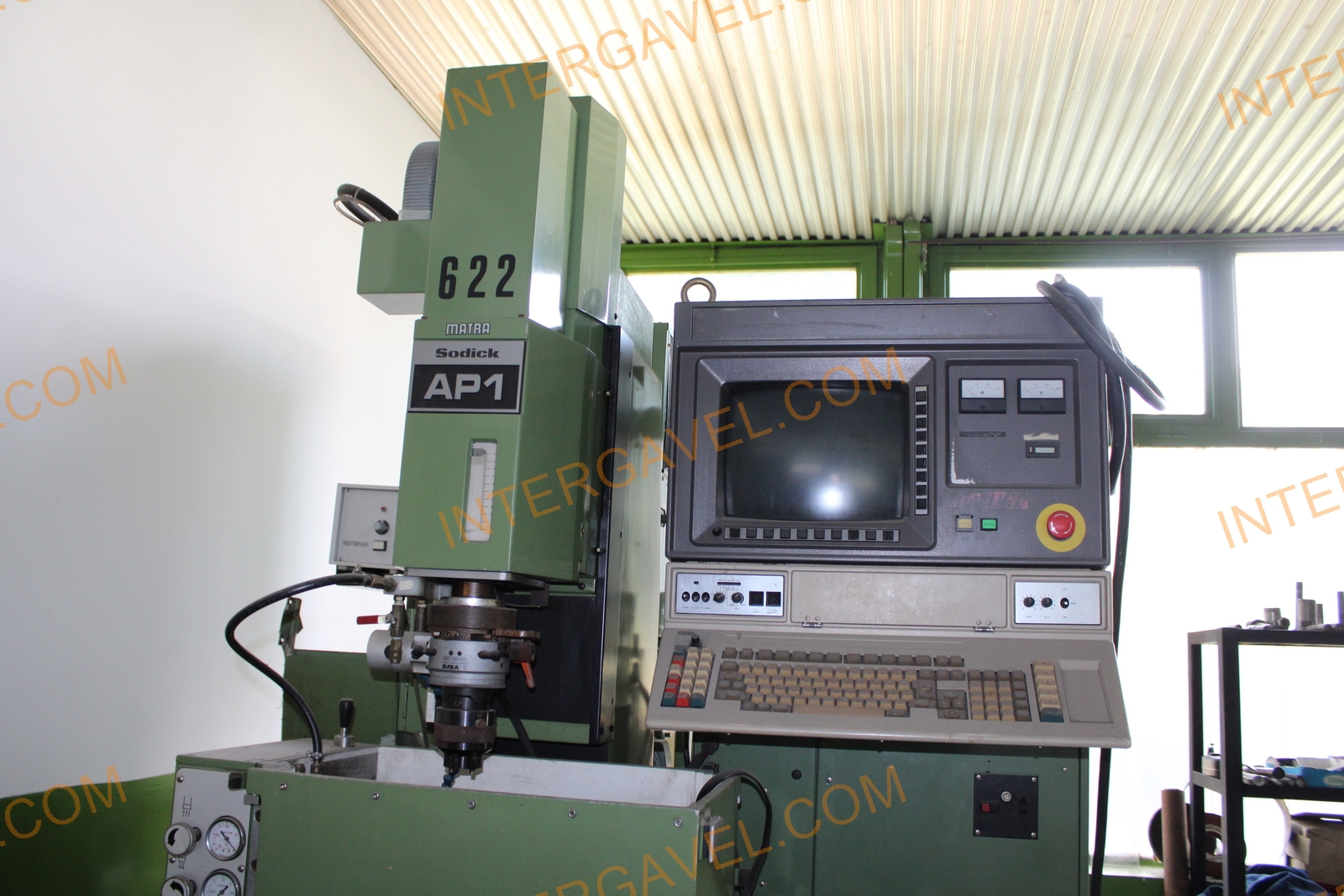 Tömbszikraforgácsoló 8