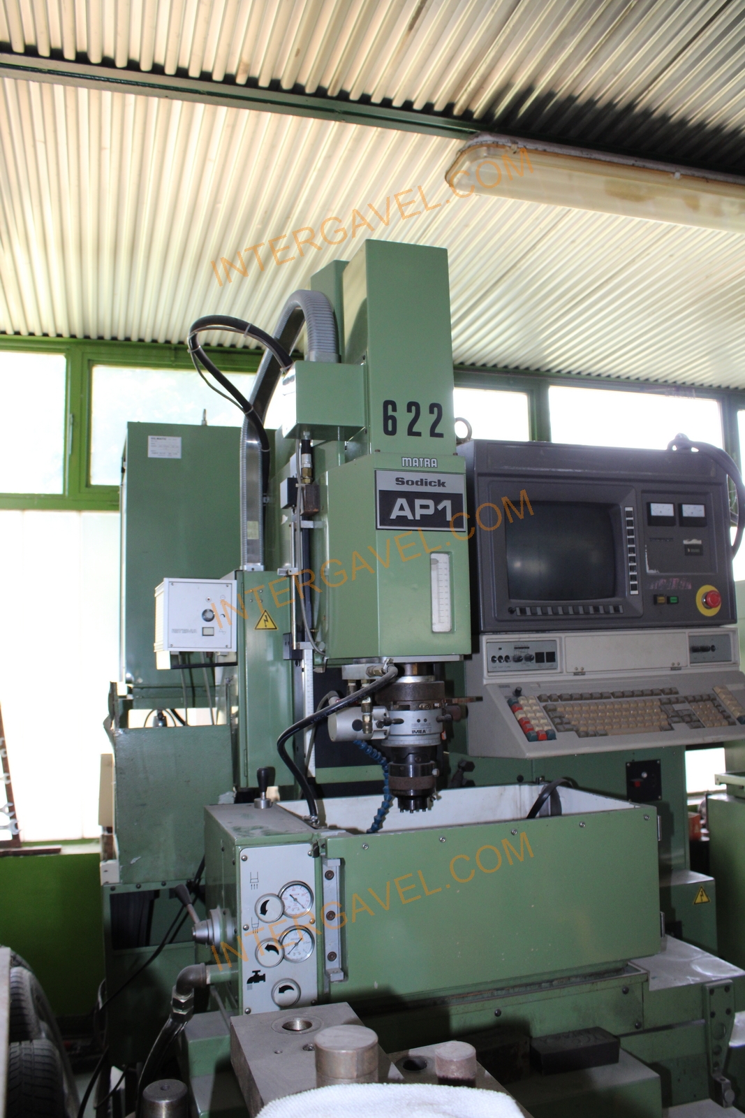 Tömbszikraforgácsoló 17