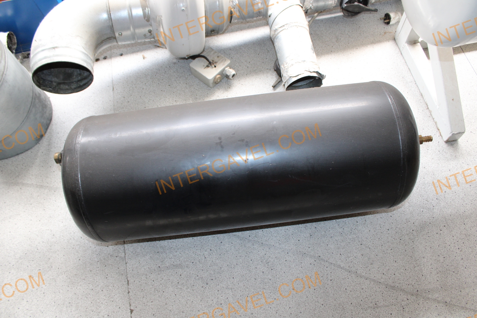 Légtartályok és légtechnikai csövek 3