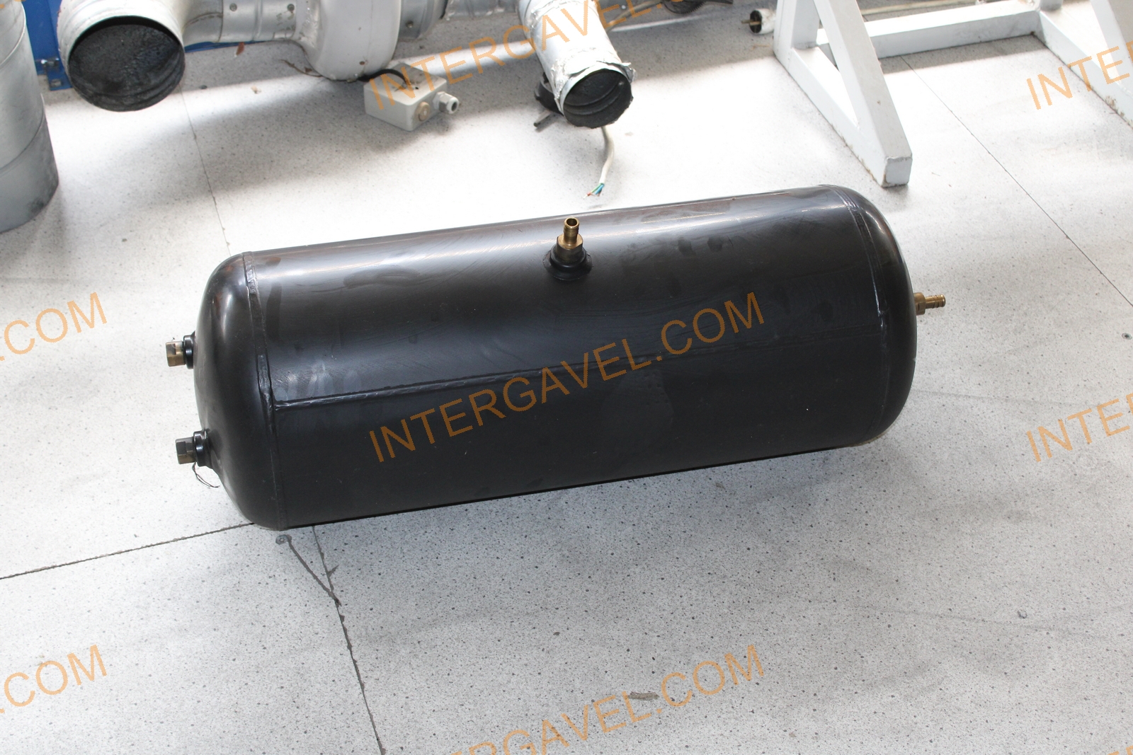 Légtartályok és légtechnikai csövek 4