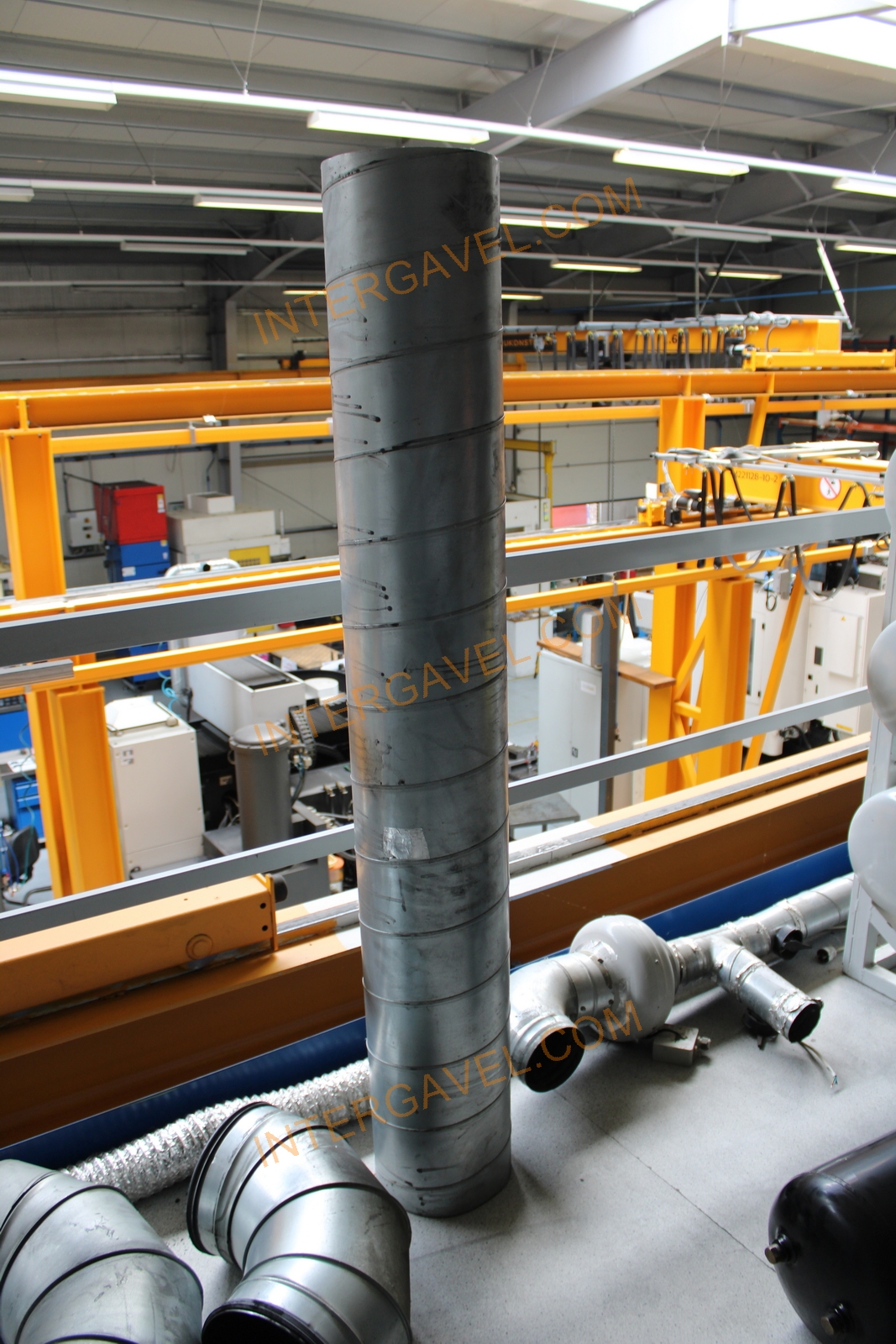 Légtartályok és légtechnikai csövek 8