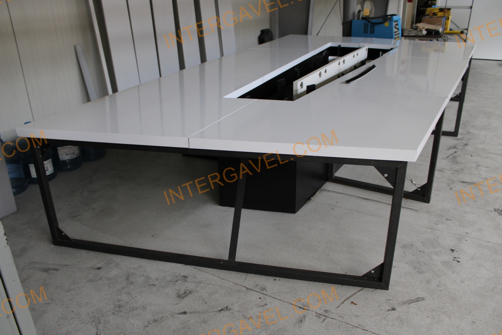 Tárgyalóasztal(hiányos) 2