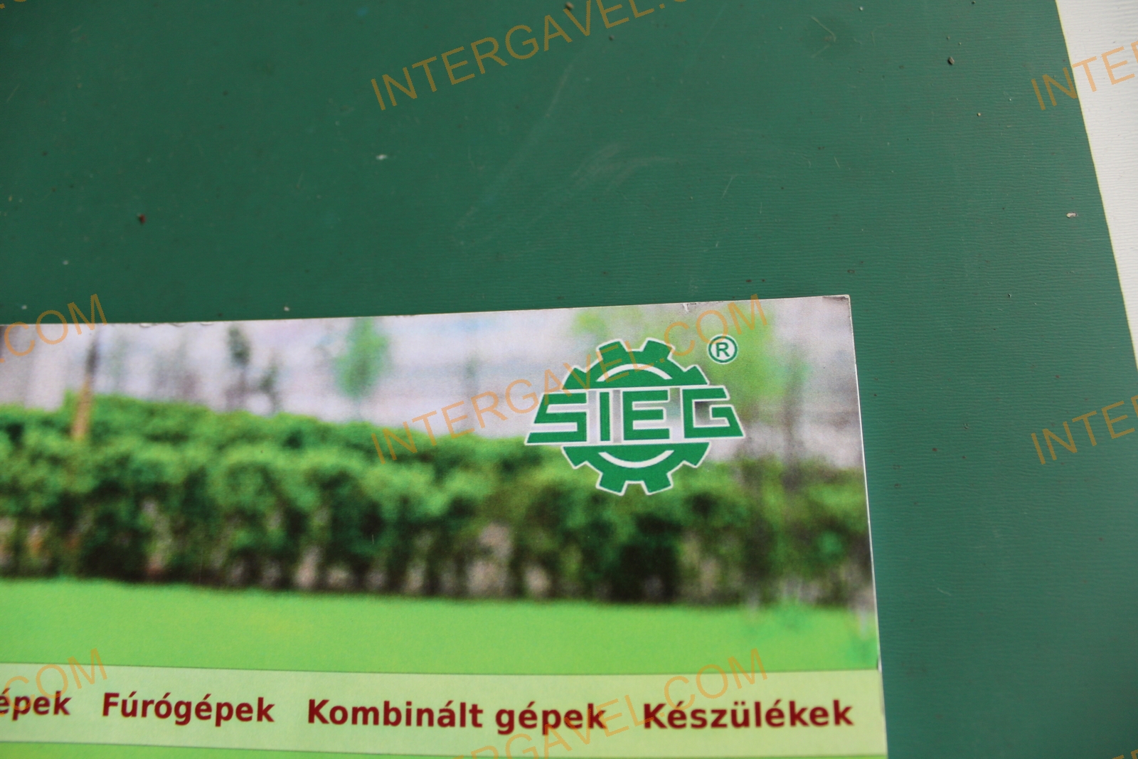 Sieg keresztasztal és satu 8